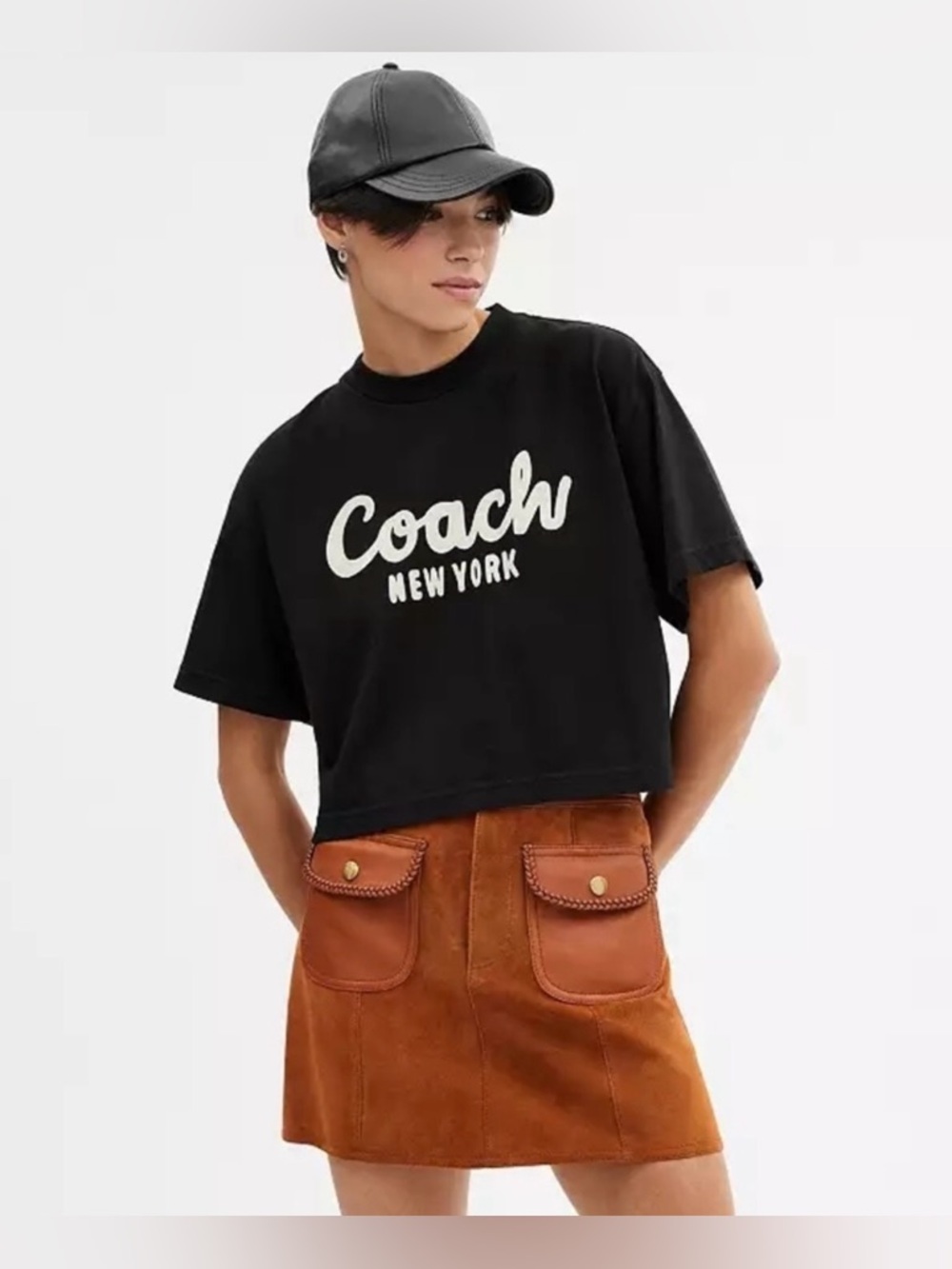 COACH Cursive Signature Cropped T-Shirt size Small-authentic